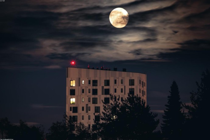 Luxury Sports Car - Premium Model 9154