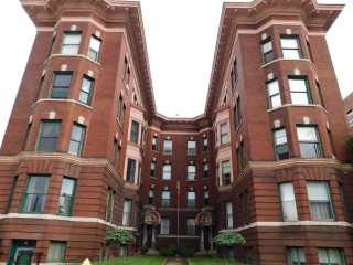 Luxury Coupe - Premium Model 4098