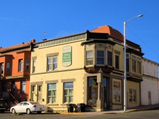 Luxury SUV - Premium Model 3162