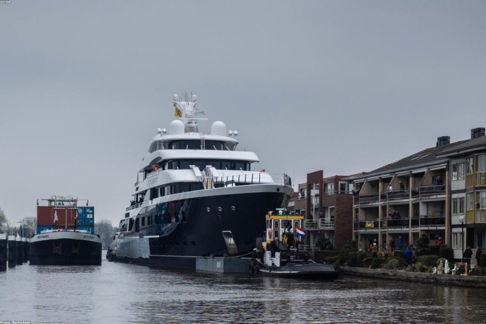 Luxury Boat - Premium Quality #9659